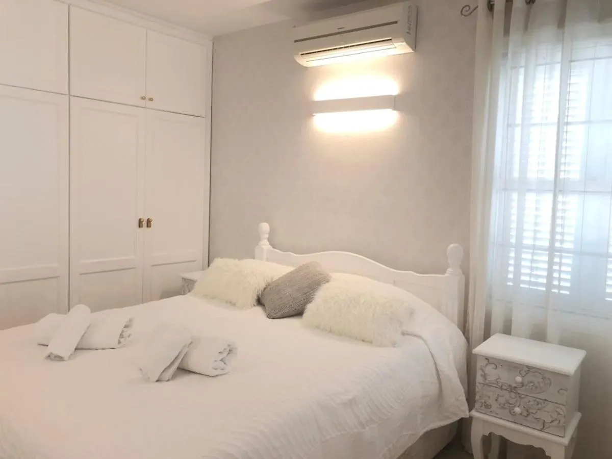 أذيخي Seaside Luxurous Private 3 Bedroom Villa With Swimming Pool