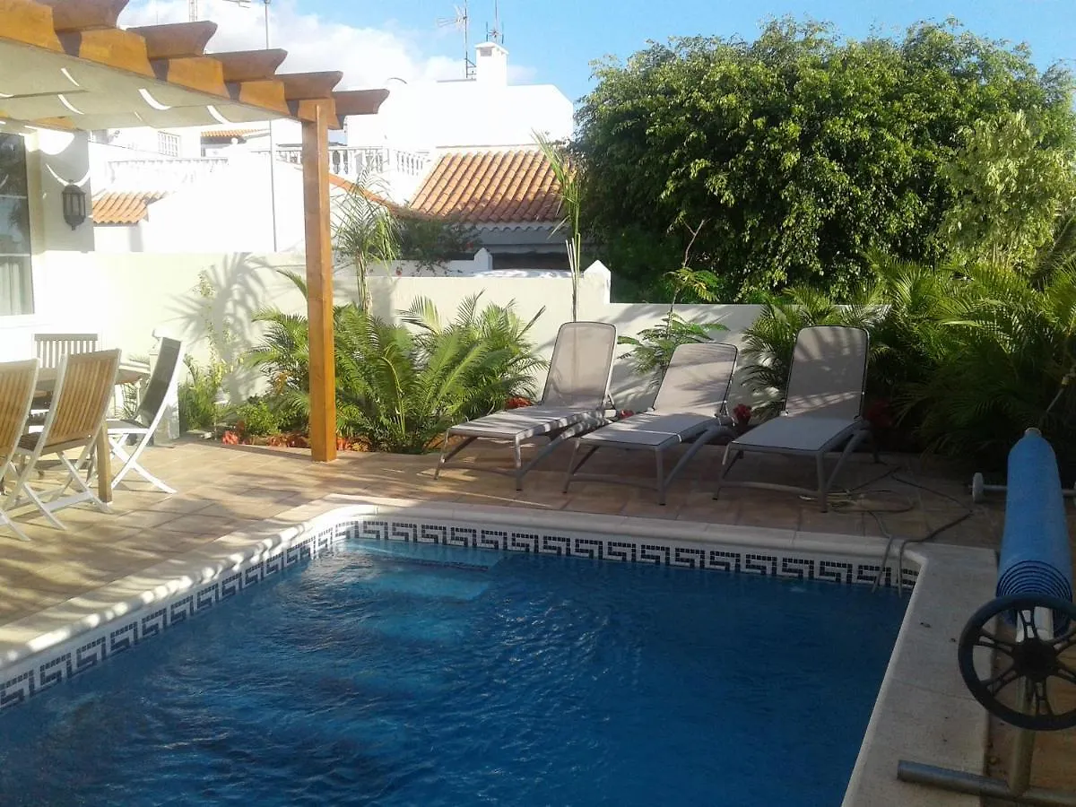 أذيخي Seaside Luxurous Private 3 Bedroom Villa With Swimming Pool إسبانيا