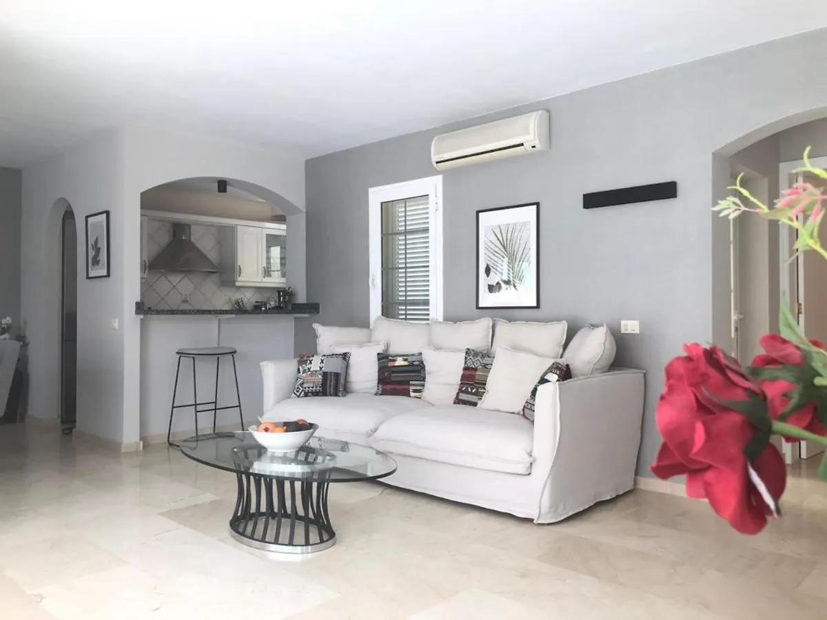 أذيخي Seaside Luxurous Private 3 Bedroom Villa With Swimming Pool 0*,